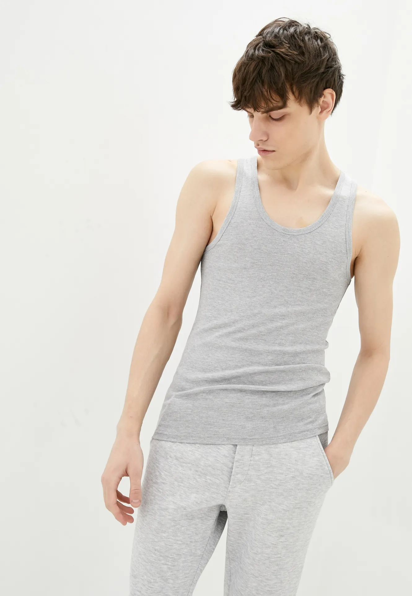 Майка с декоративной строчкой