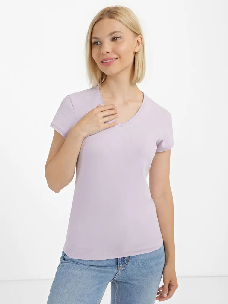 T-shirt with untreated edges