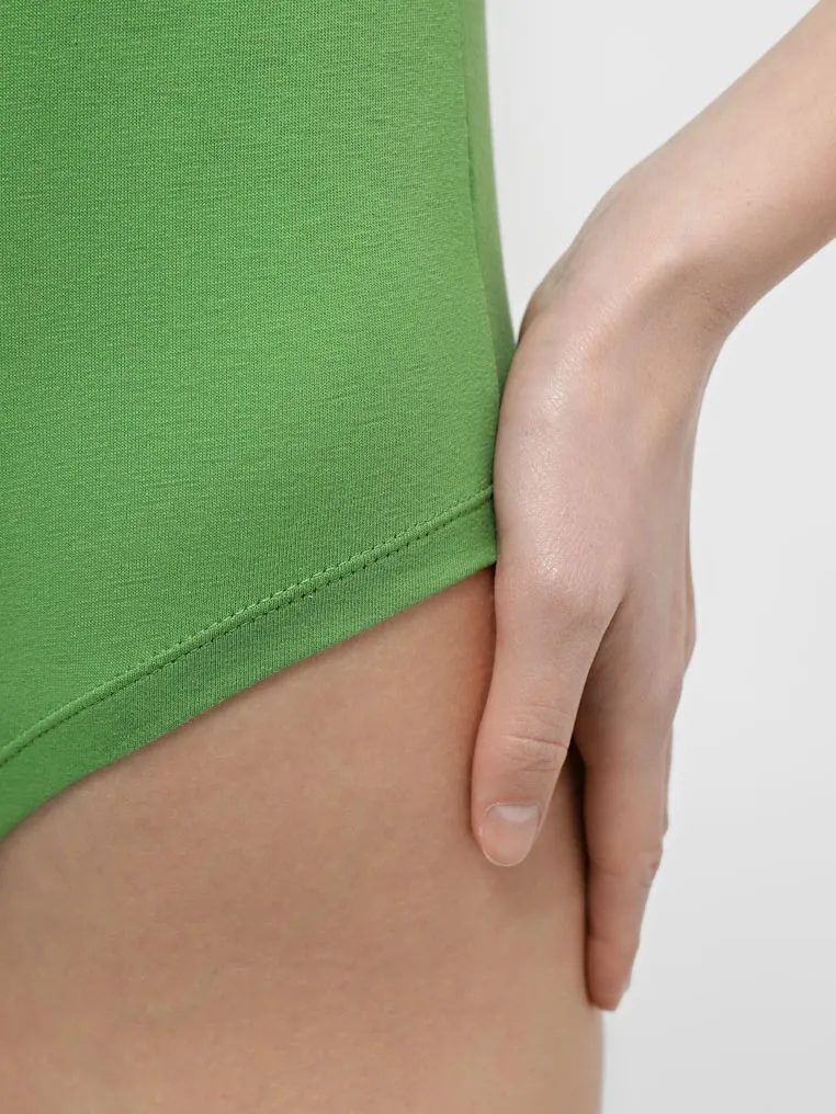 Body with sleeve 3/4